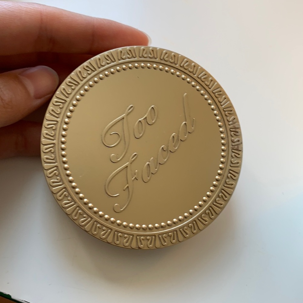 💕 FREE for any purchase! 3 for $50 Too faced chocolate Soleil matte bronzer